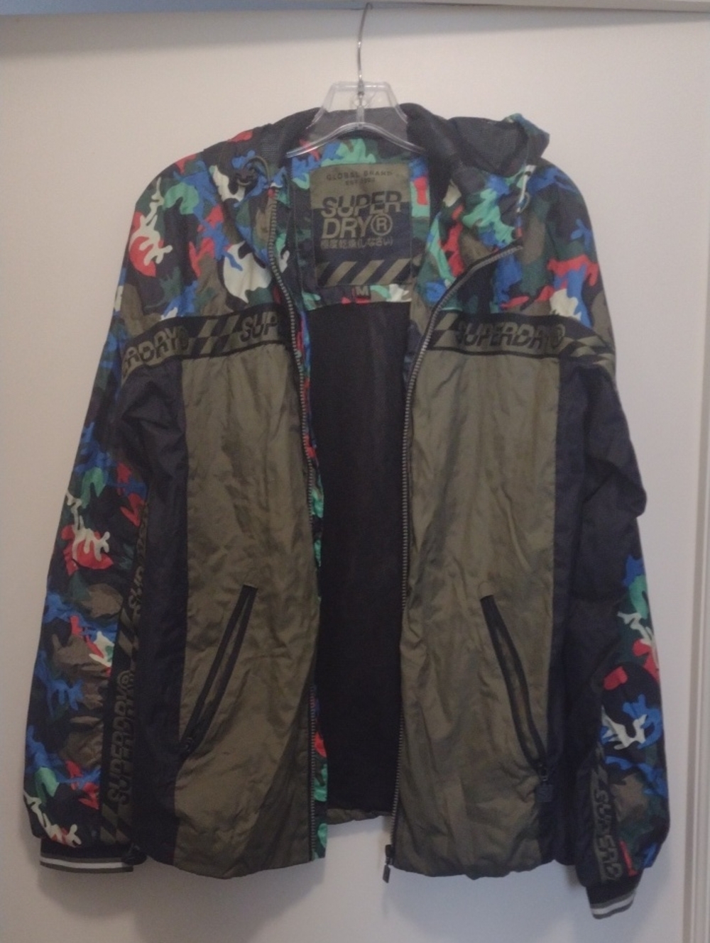 Superdry Olive and Multicolor Camo Hooded Jacket (J827)